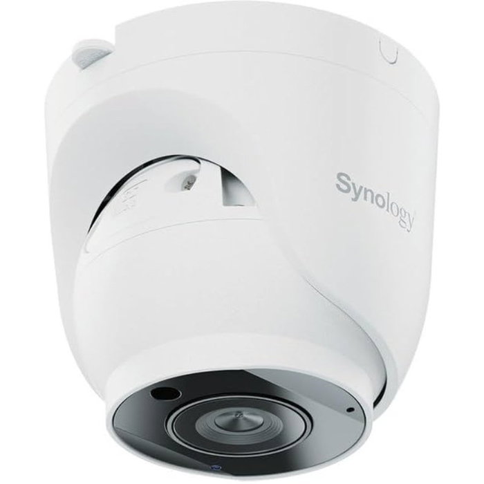 Synology TC500 Cámara de Videovigilancia 5MP con Visión Nocturna 30m, 110°, Inteligencia Artificial, Detección de Personas y Vehículos, PoE, IP66, Compatible con App